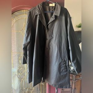 Black rain coat/trench coat